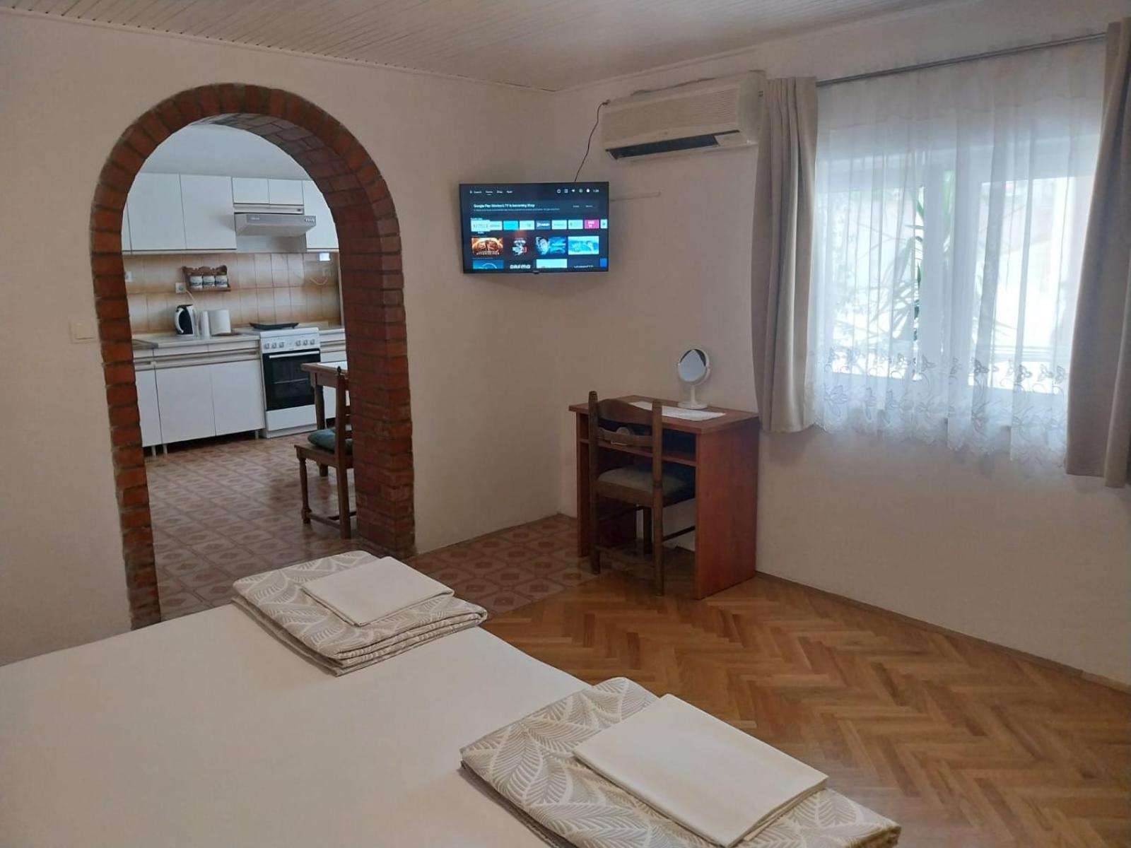 Guest House Damir Makarska Eksteriør billede