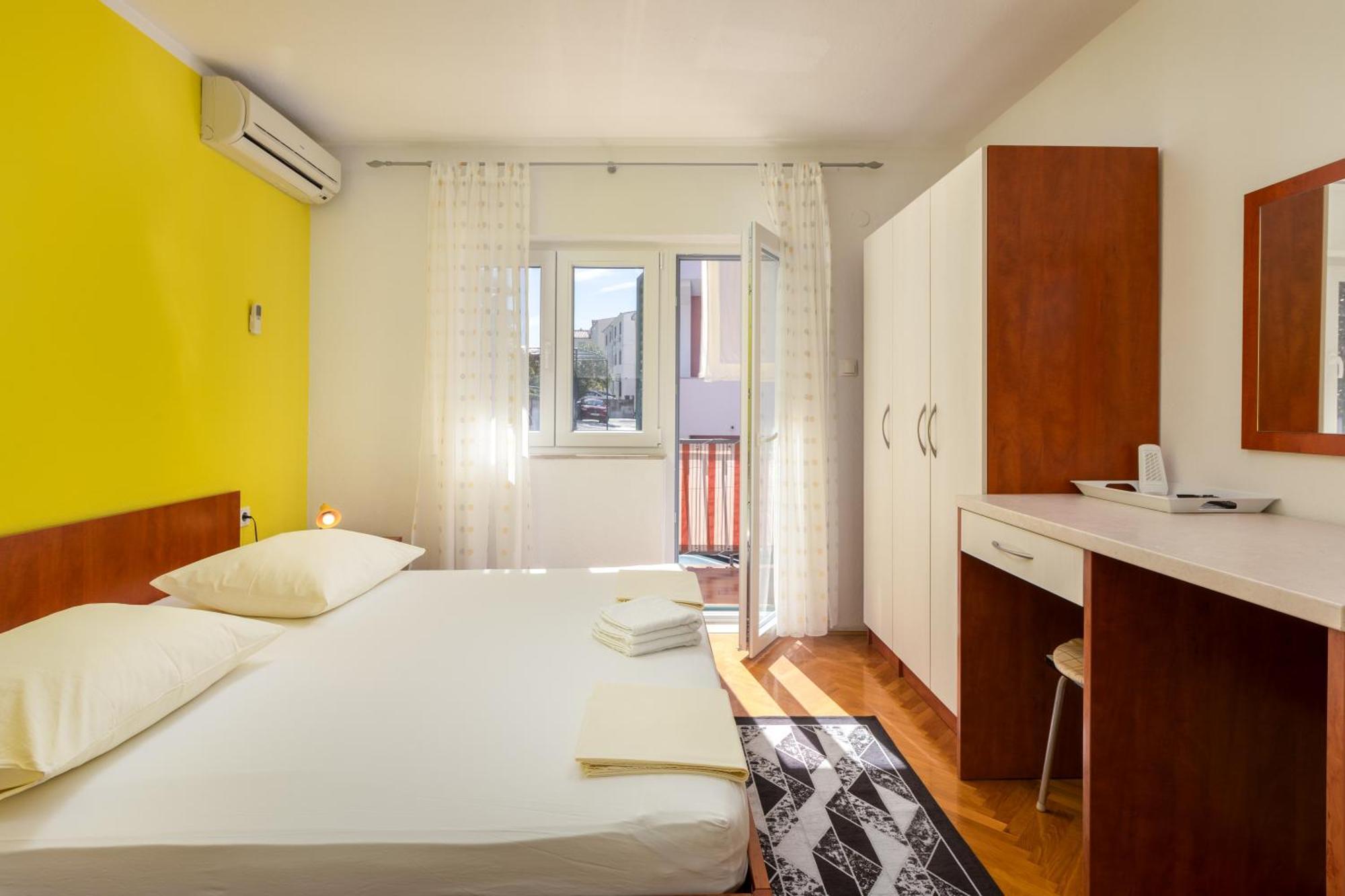 Guest House Damir Makarska Eksteriør billede