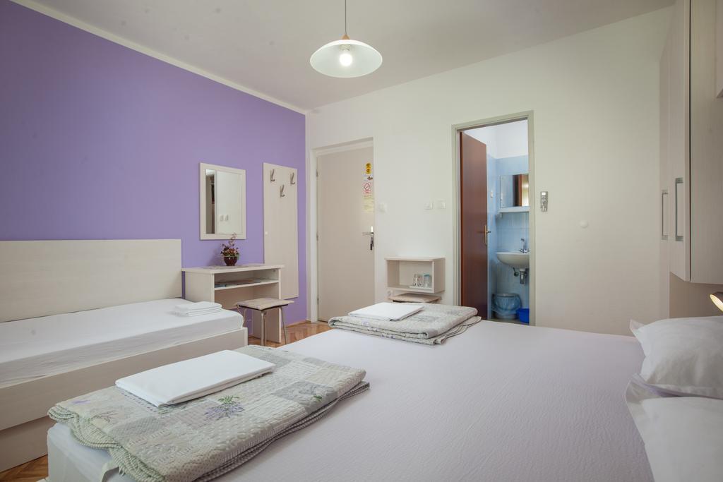 Guest House Damir Makarska Eksteriør billede